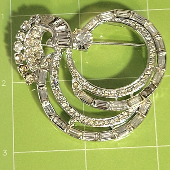 1930's Rhodium Plated Rhinestone Brooch Fancy Pin Elegant - Picture 5 of 5